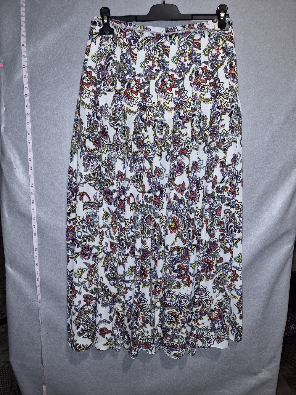 Banana Republic Paisley Pleated Maxi Skirt – Size 4